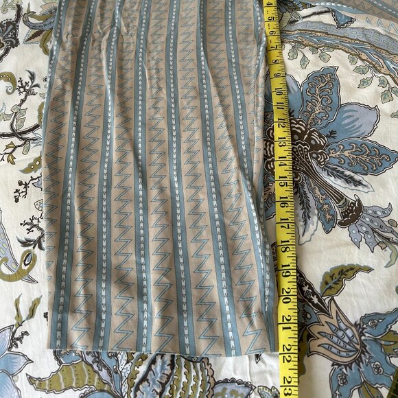 Alfred Sung 100% Silk Cropped Pants Blue Tan and White Strip Tribal Design SZ 14 - Picture 7 of 8